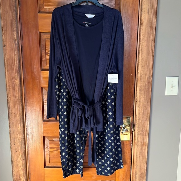 Liz Claiborne Other - Liz Claiborne 3 Piece Pajama Robe Lounge Set Size XL NWT